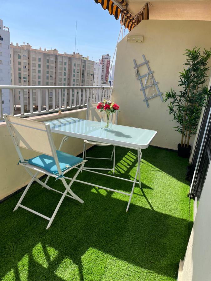 Apartamento doble, residencial con piscina, tenis, futbol, zona infantil Valenza Esterno foto